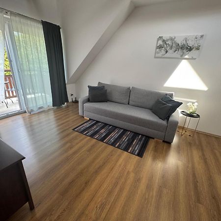 Pataky Apartmanok Veszprém Esterno foto