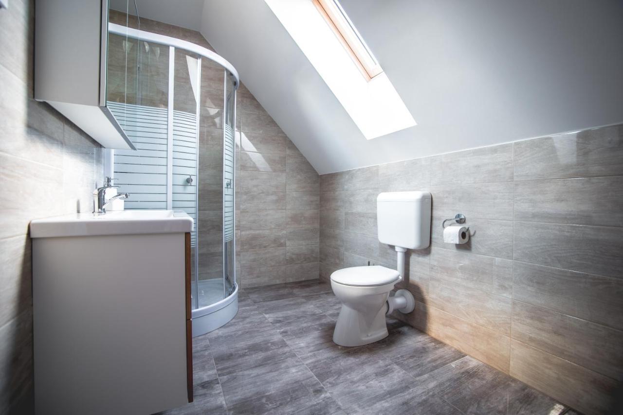 Pataky Apartmanok Veszprém Esterno foto