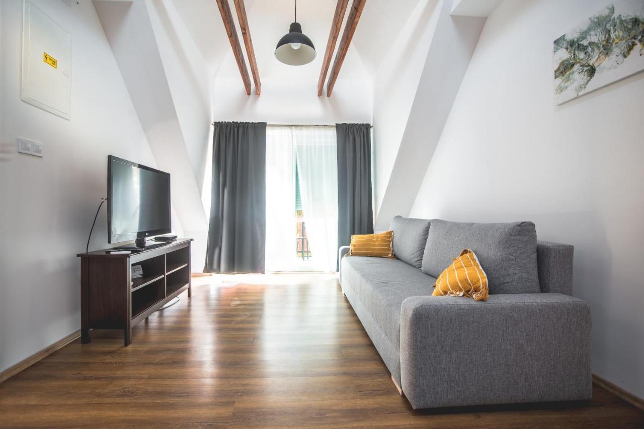 Pataky Apartmanok Veszprém Esterno foto
