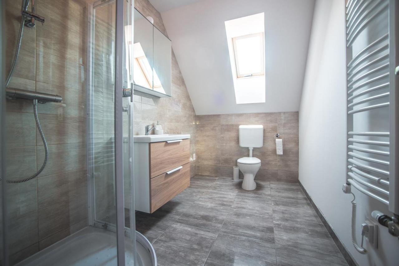 Pataky Apartmanok Veszprém Esterno foto