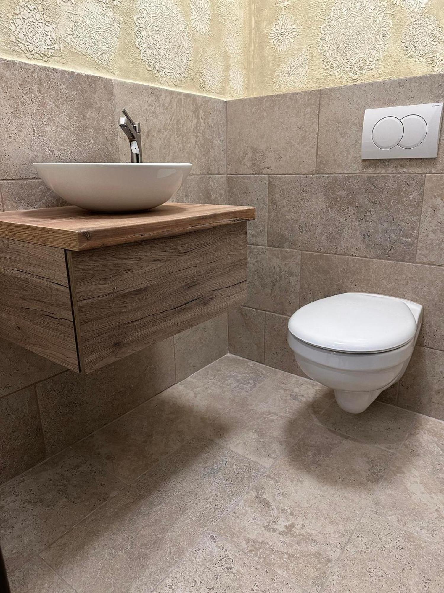 Pataky Apartmanok Veszprém Esterno foto